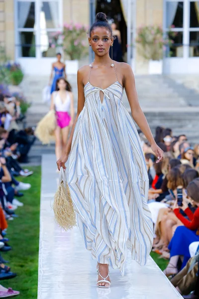 Look 2